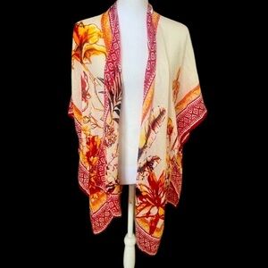 Vince Camuto ladies wrap one size NWOT. Cream yellow and red colors one size